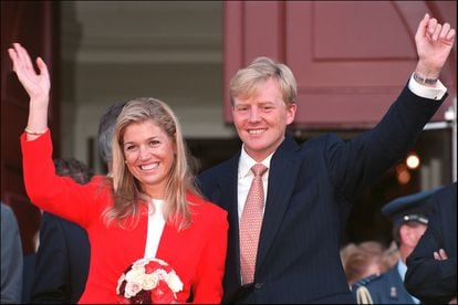 An image of the young couple Máxima Zorreguieta and then-Prince Willem-Alexander in September 2001, a year before their wedding. 