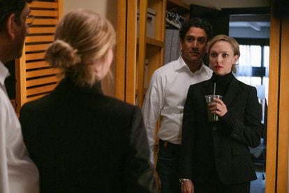 Naveen Andrews and Amanda Seyfried in a scene from ‘The Dropout.’