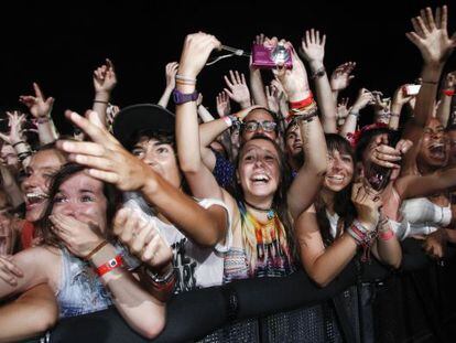 The crowds go wild at this year&#039;s edition of the Benic&agrave;ssim music festival in Valencia.