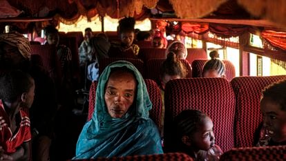 Displaced people from the Tigray region of Ethiopia, on their way to the Um Rakuba refugee camp in Sudan.