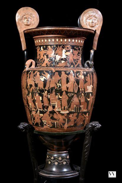 Vase of the Persians, second half of the 4th century BC, which can be seen in the exhibition 'Alexander the Great and the East', at the National Archaeological Museum of Naples until August 28.